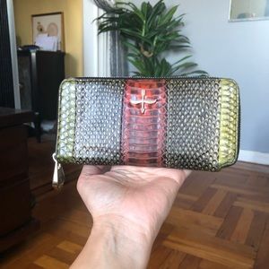 Pour La Victoire Maurice Zip Around